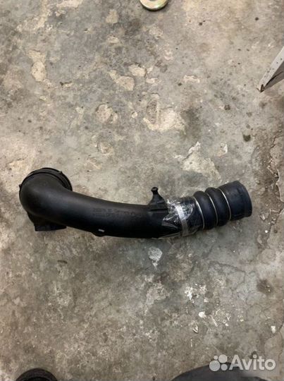 Патрубок интеркулера Bmw X5 E70 N55B30 2010