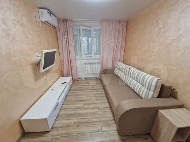 2-к. квартира, 55 м², 1/5 эт.