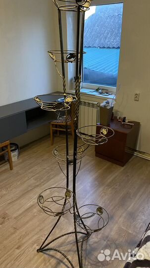 Подставка для цветов напольная