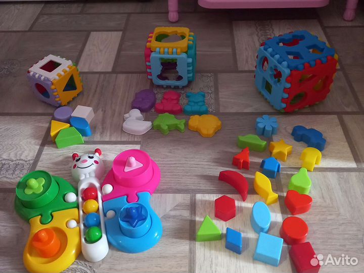 Развивающие игрушки