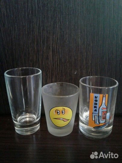 Бутылка и 3 стопки***