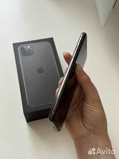 iPhone 11 Pro Max, 64 ГБ