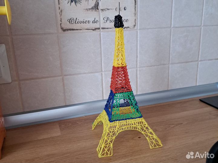 Эйфелева башня из 3д ручки