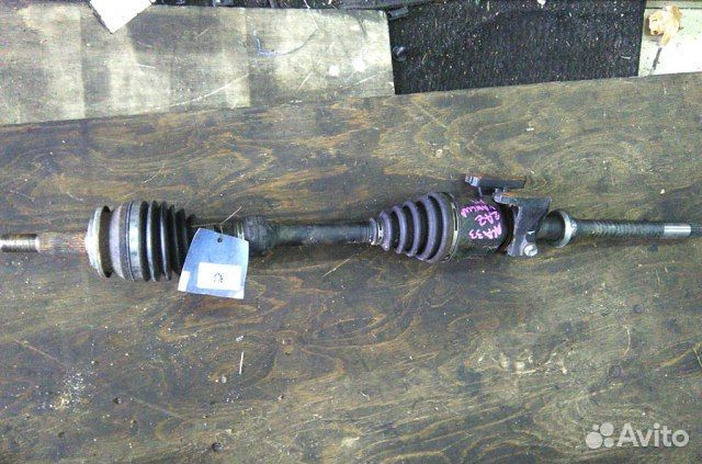 Привод передний правый Toyota Rav 4