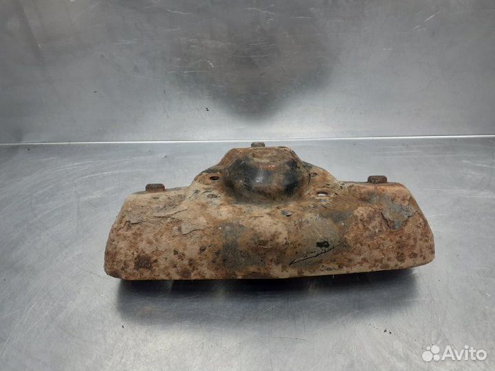 Кронштейн амортизатора Audi A4 B5 1994-2001