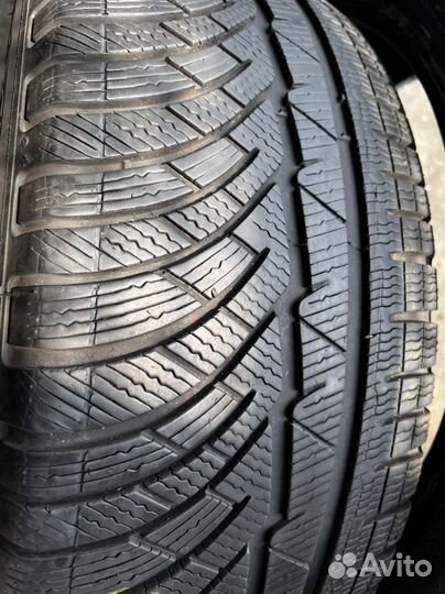 Michelin Pilot Alpin PA4 245/45 R19