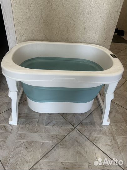 Детская ванночка для купания с подставкойи гамаком