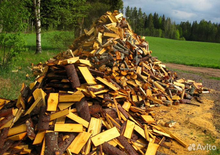 Дрова рядом