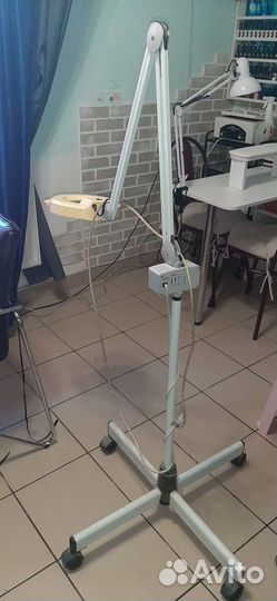 Лампа лупа напольная