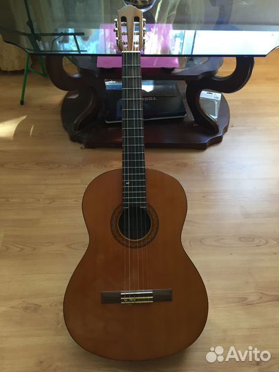 Классическая гитара Yamaha C40