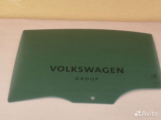 Стекло заднее левое тонированное Octavia A8