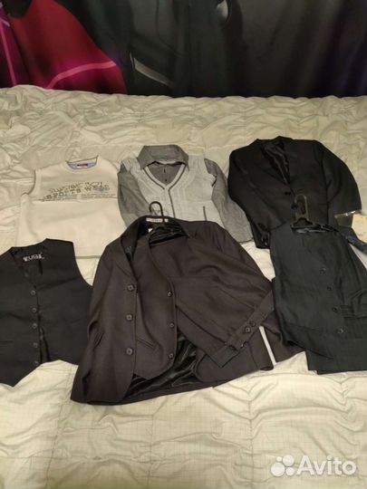 Школьная форма, много