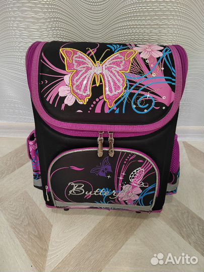 Портфель школьный для девочки