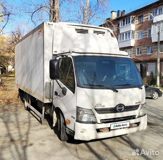 Hino 300 (Dutro), 2017