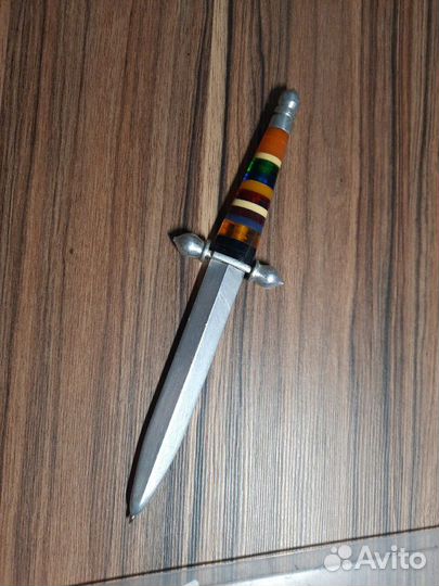 Подставка для канцелярии