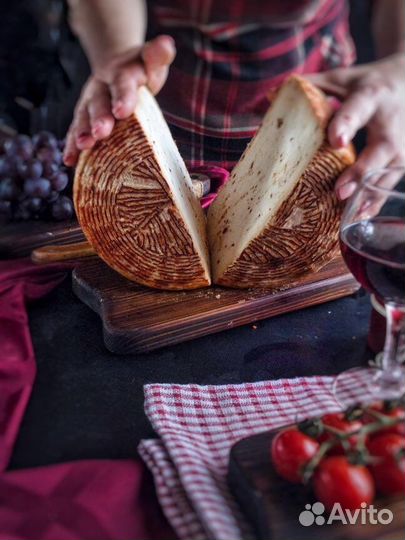 Крафтовый козий сыр