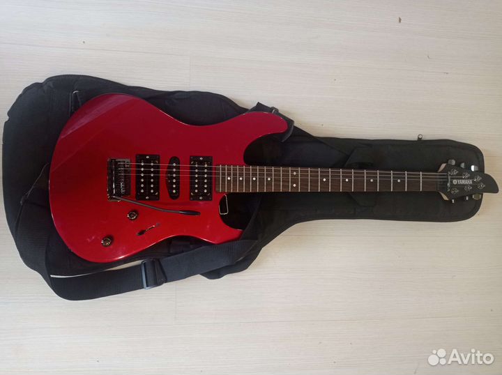 Электрогитара yamaha RGX-121Z MR