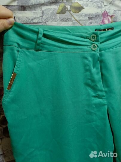 Брюки капри