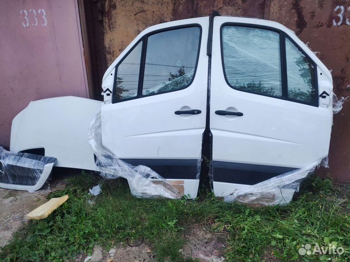 Мерседес спринтер двери