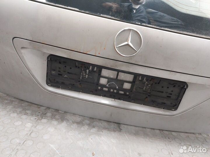 Крышка багажника Mercedes C W203, 2002