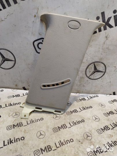 Обшивка стойки задняя левая Mercedes Gl X164