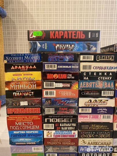 VHS / DVD диски / кассеты