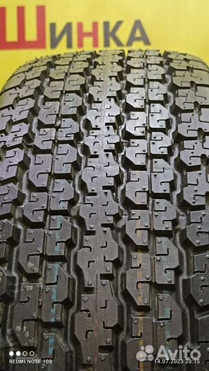 Bridgestone Dueler H/T D689 215/65 R16