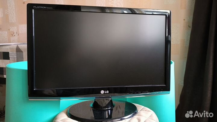 Lg flatron w2253tq