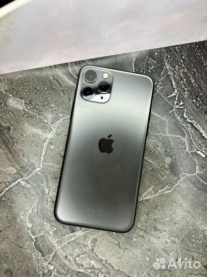 iPhone 11 Pro, 64 ГБ