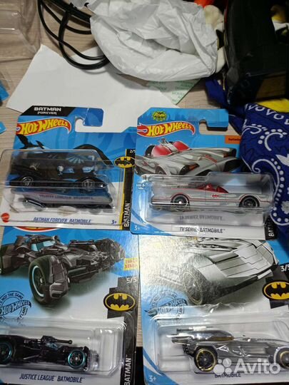 Hot wheels машинки бетмон
