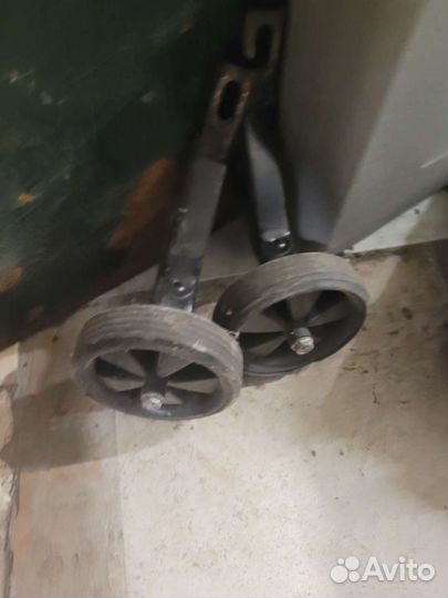 Велосипед детский Univega (Германия) +2 колесика