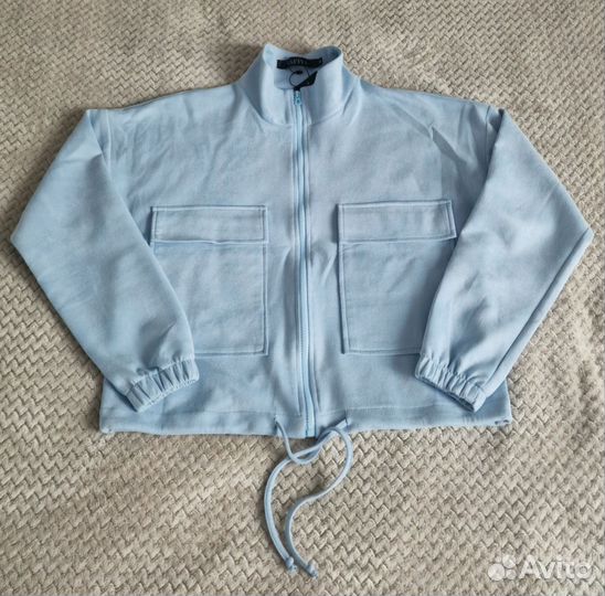 Женский брючный костюм (новый)