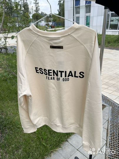 Свитшот мужской essentials