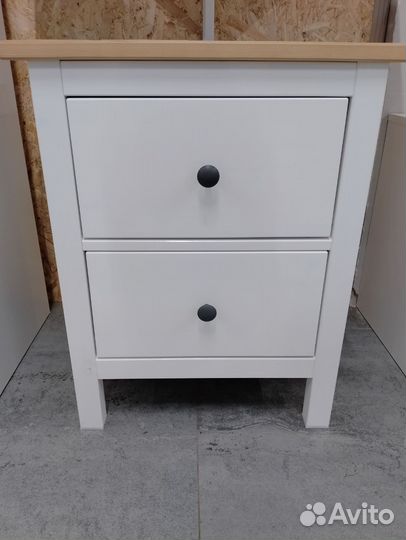 Хемнэс Комод с двумя ящиками, белый /светло