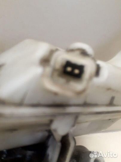 Главный тормозной цилиндр с бочком Nissan Note