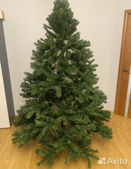 Ель искуственная 220