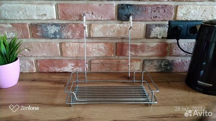 Полка навесная на рейлинг на кухню