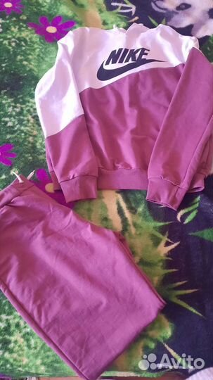 Спортивный костюм женский 48 50 новый