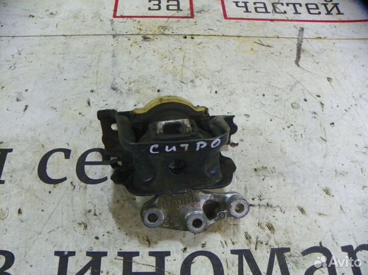 Опора двигателя правая Citroen C3 Picasso