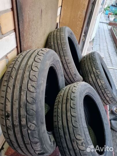 Tigar UHP Ultra High Performance 215/60 R17