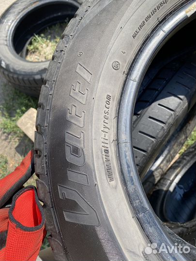 Viatti Strada Asimmetrico 195/65 R15