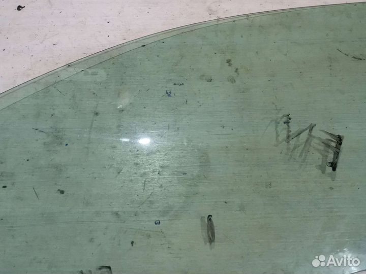 Переднее левое стекло двери Mondeo 3