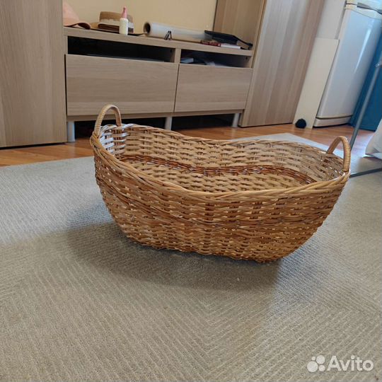 Корзина плетеная