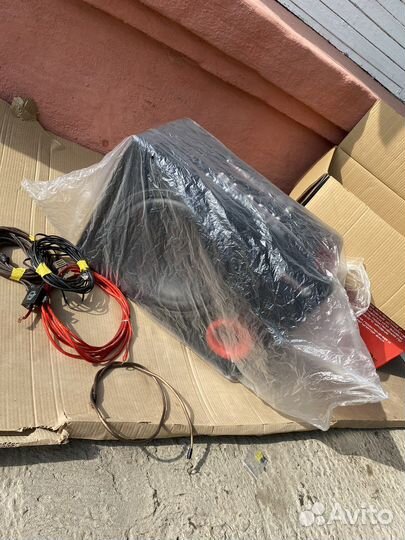 Активный сабвуфер ural black hurrakan