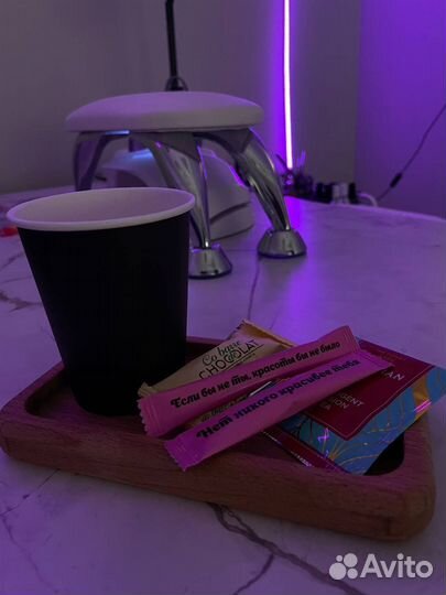 Услуги мастера маникюра