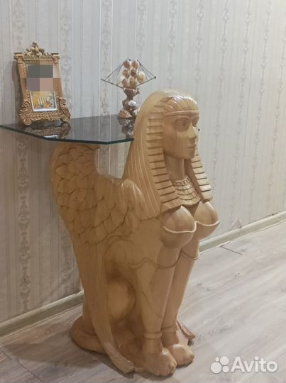 Журнальный столик