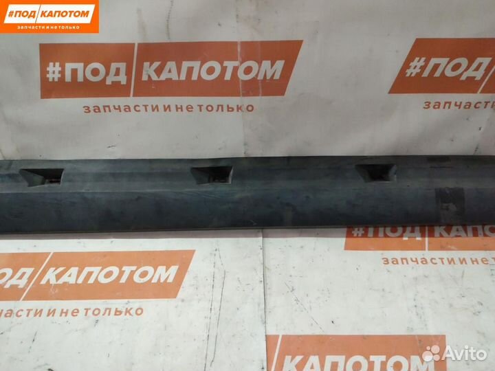 Накладка на порог левая Volkswagen Passat B6 2007