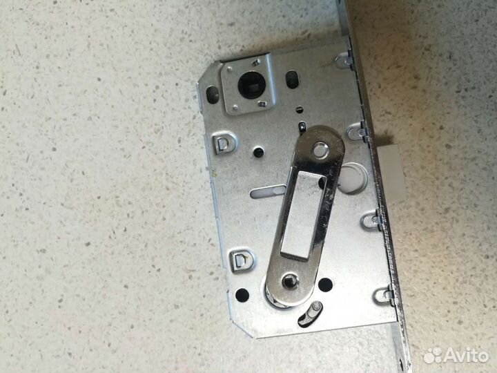 Замок язычковый