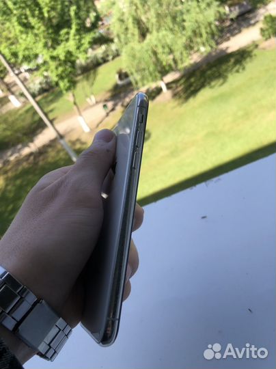 iPhone Xs, 256 ГБ