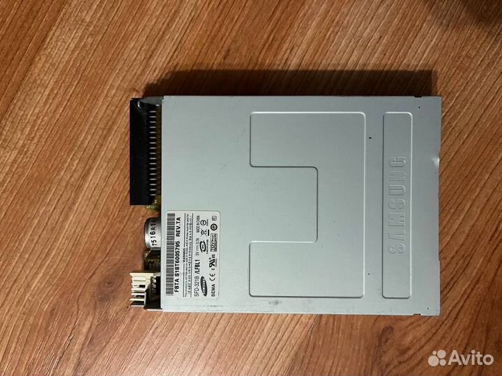Флоппи дисковод Samsung SFD-321B